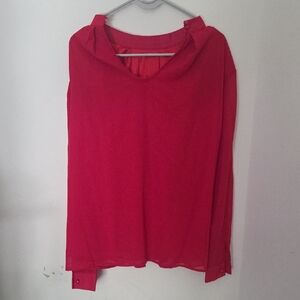 Chic Scarlet Women's Blouse